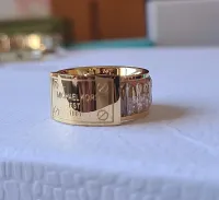 Anel Michael Kors plaquinhas  - Foto 3