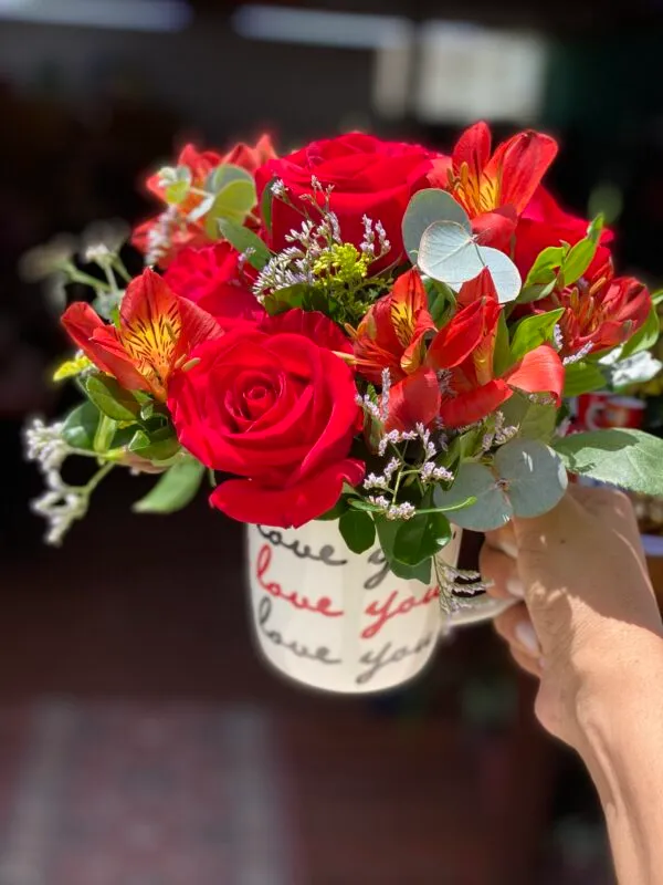 Caneca com Flores Naturais – Personalizada para Você! Imagem