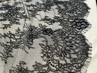 Tecido Renda Chantilly Arabesco Preta 3,00 Metros Por 1,50 Metros de Largura - Foto 2