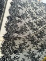 Tecido Renda Chantilly Arabesco Preta 3,00 Metros Por 1,50 Metros de Largura - Foto 4