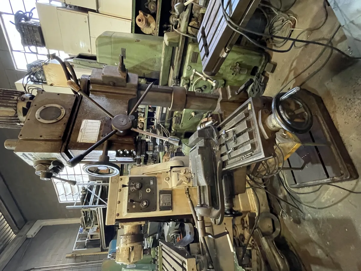 Furadeira fresadora marca kone km40