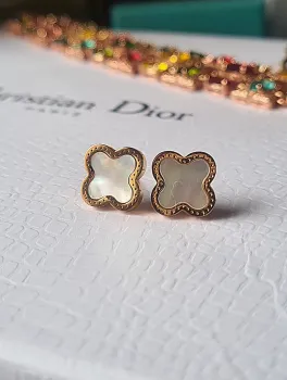 Brinco borda pontinhos VCA 