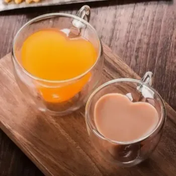 Jogo De 2 Xícaras Vidro Coração Parede Dupla 150ml - Foto 2