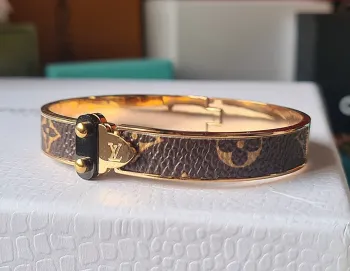 Bracelete Louis Vuitton fivela  monograma 
