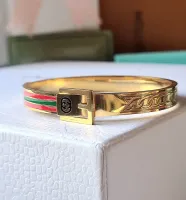 Bracelete Gucci fivela 