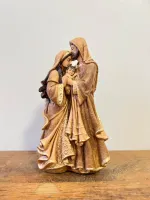 Linda Imagem de Sagrada Familia Ternura 31 cm em Gesso Premium - Foto 7