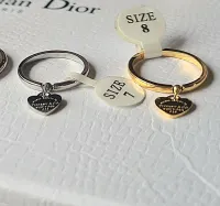 Anel fino pingente de coração Tiffany&Co  - Foto 5