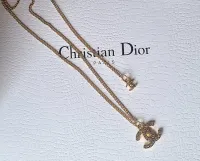 Colar Chanel pingente brilhantinhos.  - Foto 2