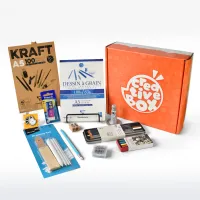 Creative Box - Caixa de Materiais Artísticos | Edição 4: Lápis e grafites
