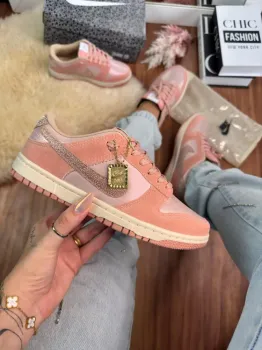    Tênis  Nike SP Dunk luxo  