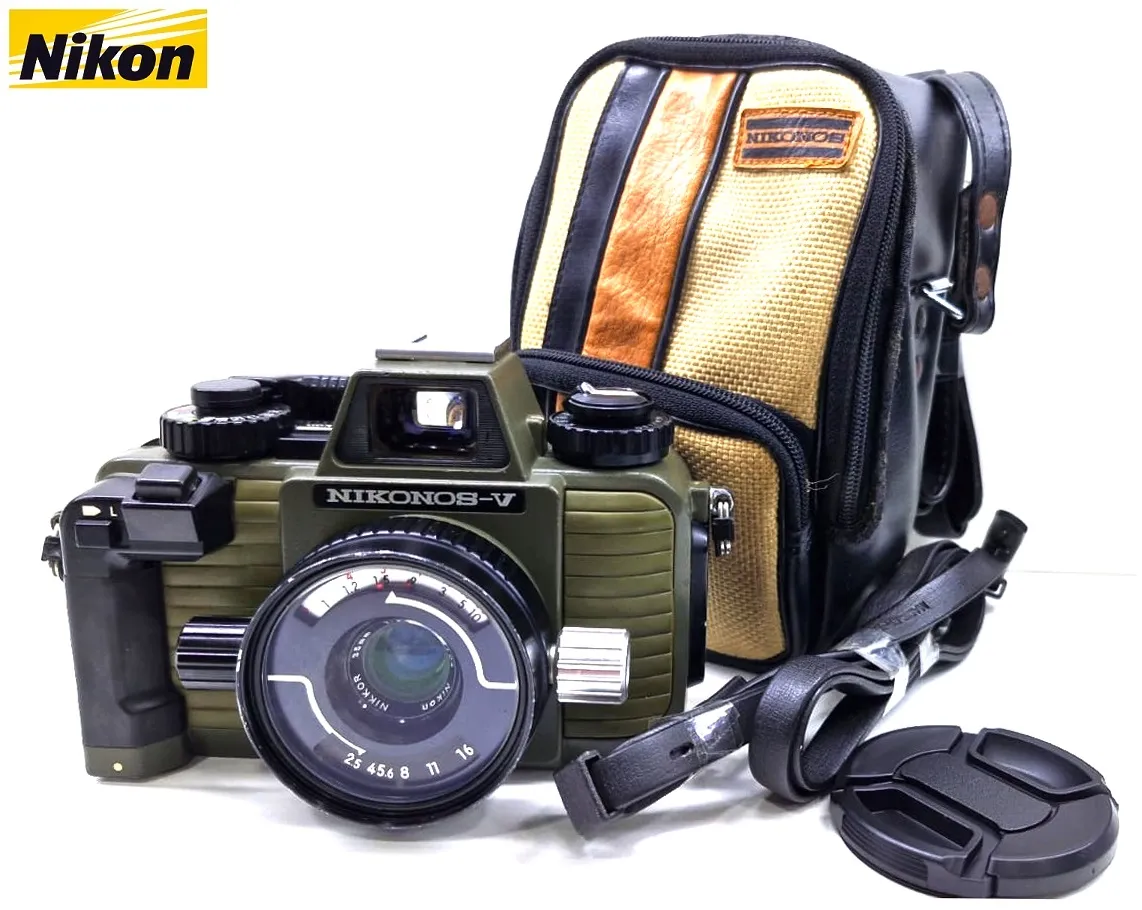 Câmera Nikonos V c/ lente 35mm f/2.5 - USADA