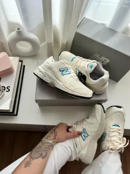  Tênis  New Balance 1906  