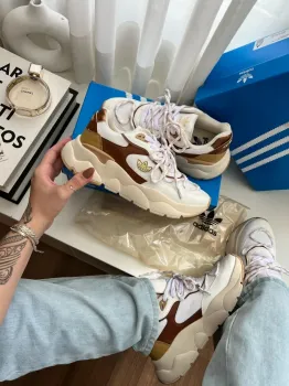  Tênis Adidas    - Foto 2