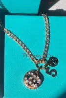 Colar Chanel Logo+pedras.  - Foto 3