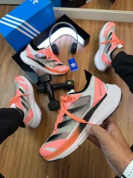    Tênis   Adidas adizero 8       - Foto 2