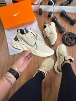   Tênis  nIKE Reacct lnfinity runflyknit 3    - Foto 2