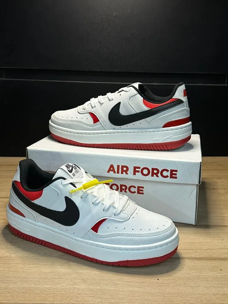  Tênis Nike Jordan travis scott 