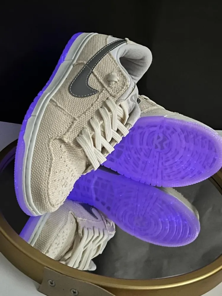      Tênis  Nike se mu mis so lado refletivo   