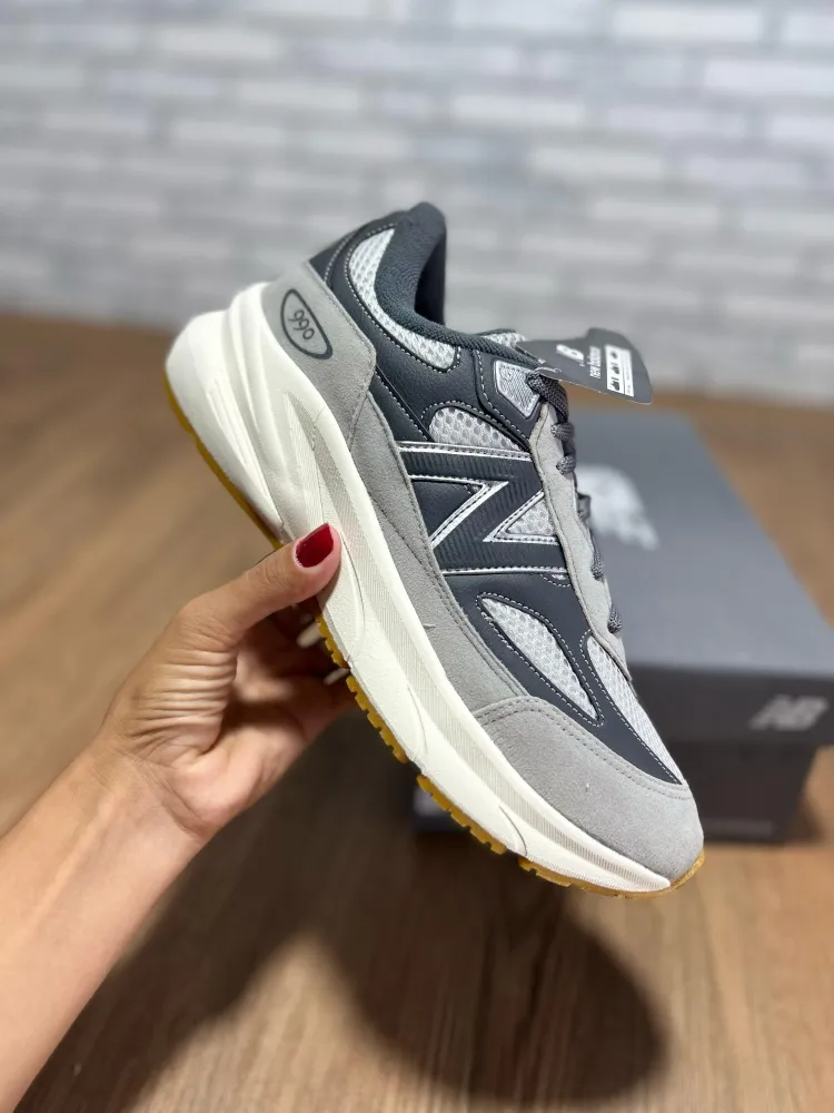     Tênis    Niw  balance 990  v6   