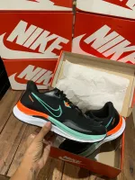    Tênis  Nike lfree rum   - Foto 2