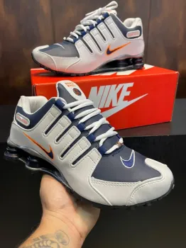     Tênis  Nike shox nz    