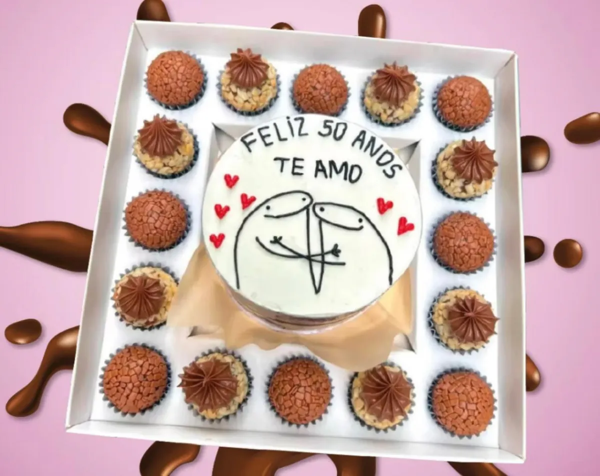 P/ bento cake + 16 bombons - Tampa Transp. e  Branca Simples c/ Berço 22,0 x 22,0 x 10,0 Imagem