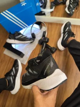      Tênis Adidas  adizero 8     - Foto 2