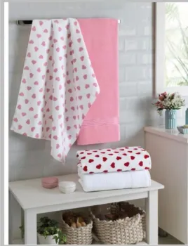 KIT 2PÇ TOALHA DE BANHO  PRISMA  CORAÇAO