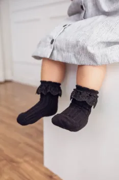 Meia  cano curto com rendinha de tule - Foto 2