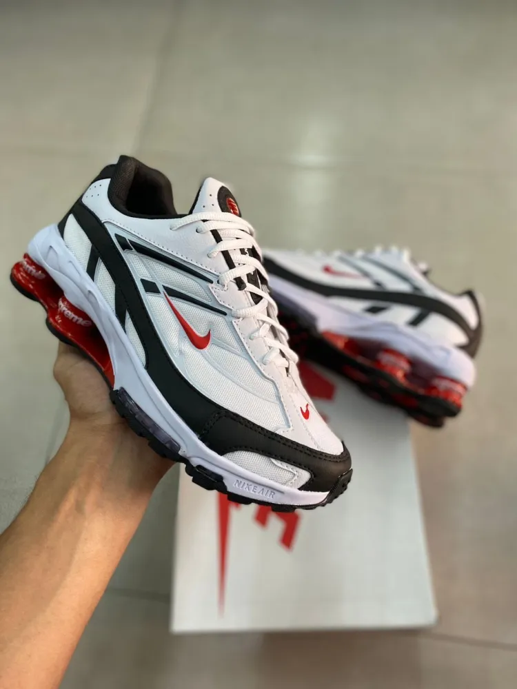    Tênis Nike Shox supremen     Imagem