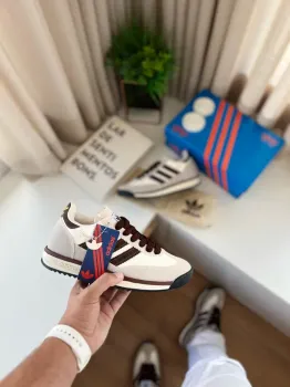      Tênis  Adidas  adizero evosl