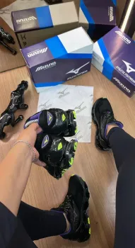     Tênis Mizuno flor lótus    - Foto 2