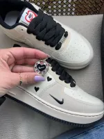   Tênis  Nike air forcelove  - Foto 3