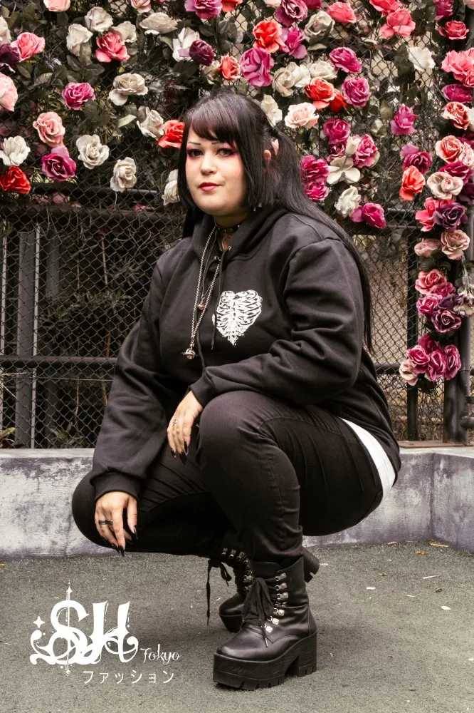 Moletom  Canguru Heart Black Feminino