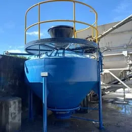 Bico injetor de Cimento Simplex com compressor WEG Imagem