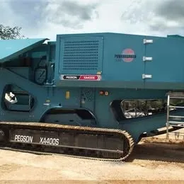 Britador Móvel Terex 10x60 - XA 400 - 2010