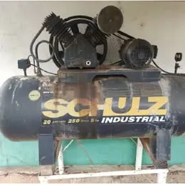 Compressor de ar Schulz 20 pés 250 litros Imagem