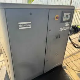 Compressor Parafuso Atlas Copco GA 18 FF - 25 cv - 2004 Imagem