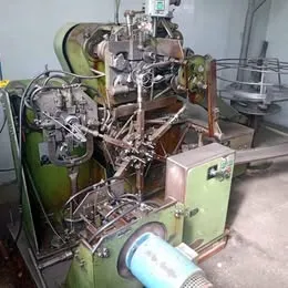 Conjunto máquinas fabricação de mola bonell Imagem