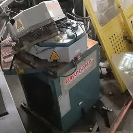 Cortador de canto VN 2006 Unistamp Imagem