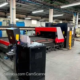 Corte laser Amada modelo Fo 2000 w Imagem