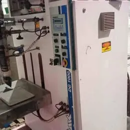 Empacotadora Indumack DG 1000 com dosador volumétrico