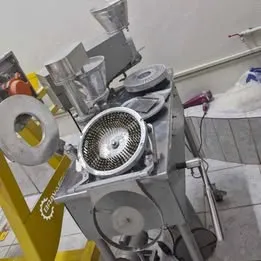 Encapsuladora semi automatica Erli com disco 0 e 00