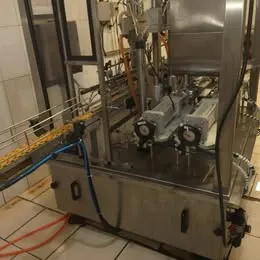 Envasadora de pastosos automática - Tirelli 4 bicos 100 a 600 ml