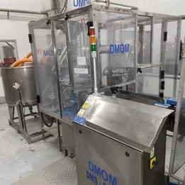 Envasadora rotativa volumétrica automática - doces pedaços recheios.