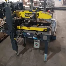 Fechadora de caixas de papelão Siat SM8