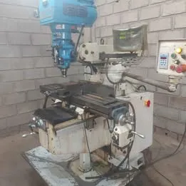 Fresadora ferramenteira sinitron ISO 30