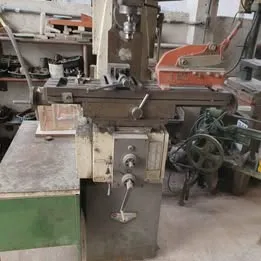 Fresadora universal Fum 1 - 1200 x 200 mm