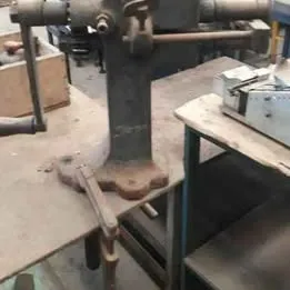 FRIZADEIRA MANUAL DE BANCADA