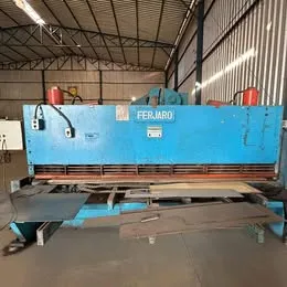 Guilhotina Hidráulica Ferjaro 3000 x 9.5 mm - 3/8 Imagem